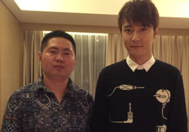 广州富联与明星合影